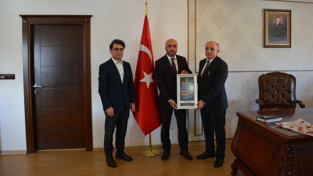 Karadeniz Uluslararası Öğrenci Derneği (KULDER) Başkanı Ömer SALİMOĞLU Müdürümüz Hızır AKTAŞı ziyaret etti.