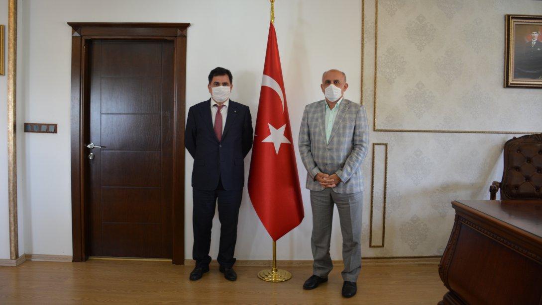 Trabzon Bölge Adliye Mahkemesi Başsavcısı Sayın Mustafa YALÇIN, Müdürümüz  Hızır AKTAŞ'ı Makamında Ziyaret Etti