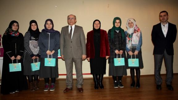 İl Milli Eğitim Müdürümüz Hızır AKTAŞ Trabzon Kız Anadolu İmam Hatip Lisesini Ziyaret Etti.