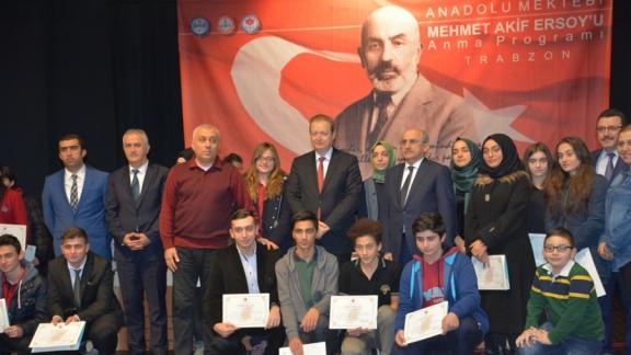 "Anadolu Mektebi Akif Okumaları" Projesi Kapsamında Düzenlenen Panel, Valimiz Sayın Yücel YAVUZ´un Katılımıyla Gerçekleştirildi.