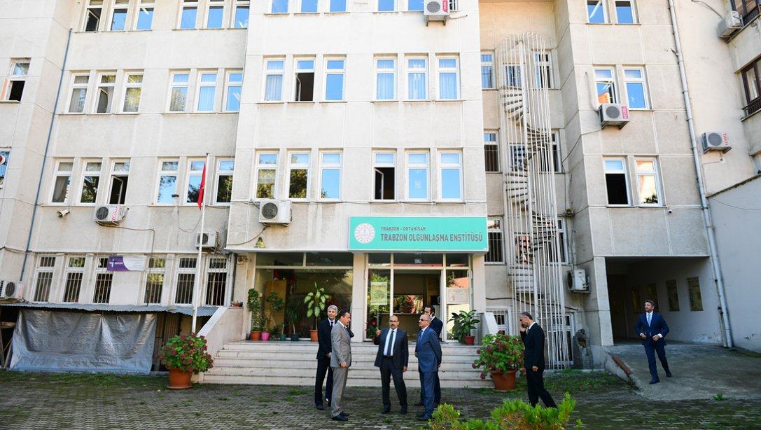 Valimiz Sayın İsmail USTAOĞLU Trabzon Olgunlaşma Enstitüsünü Ziyaret Etti
