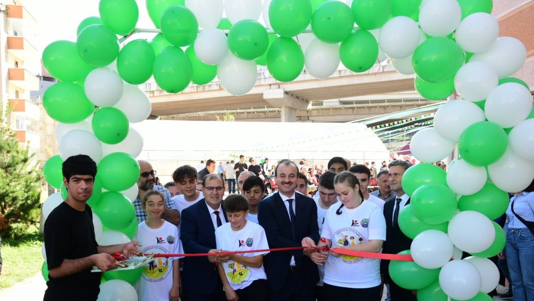 Müdürümüz Hasan Uygun, Özel Eğitim Öğrencilerine Tarım Alanında İstihdama Yönelik İş Kültürü Kazandırılması Projesinin Açılış Programına Katıldı