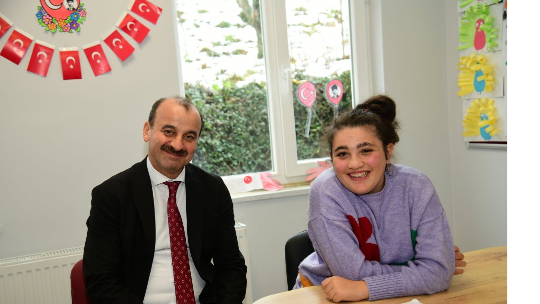 İl Millî Eğitim Müdürümüz Hasan Uygun, Düzköy Metin Onur Özel Eğitim Uygulama Okulunu Ziyaret Etti
