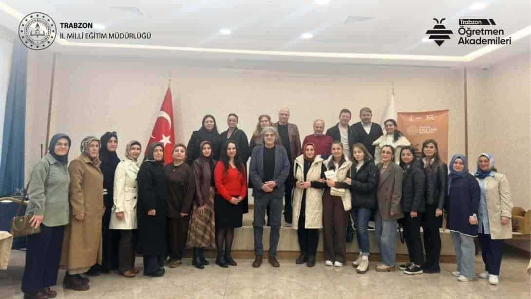 EDEBİYAT AKADEMİSİ'NDE FELSEFE VE EDEBİYAT İLİŞKİSİ KONUŞULDU